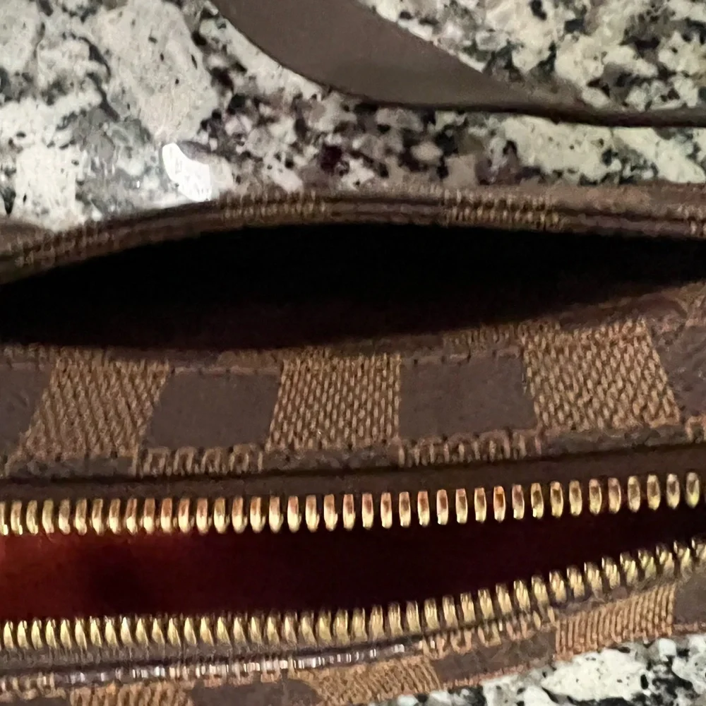 Louis Vuitton Damier Geronimos - Picture 15 of 16